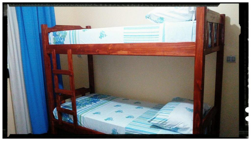 Tucan Hostel Puerto Iguazu Bagian luar foto